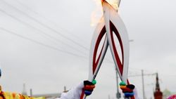Участники олимпийской эстафеты в России выкупили 80 процентов факелов 