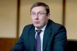 Луценко рассказал о хрупком шансе установить мир на Донбассе