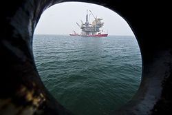 Нефтяные компании отказываются от инвестиций в разведочное бурение в Арктике