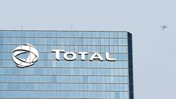 Новый глава Total не критикует антироссийские санкции