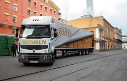 Roshen отвергает обвинения в реэкспорте продукции в Россию