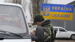 Правительство Украины утвердило правила пересечения границы с Крымом