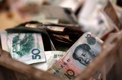 Центробанк Китая впервые за 21 год девальвировал юань – на 1,9 процента