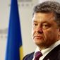 Порошенко готов к запрету партий, поддерживающих терроризм, но демократично