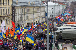 Марш мира в Москве стал крупнейшей протестной акцией за последние годы