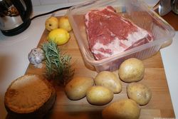 Будни Луганска: картошка по 10 гривен за килограмм, свинина – по 100 гривен
