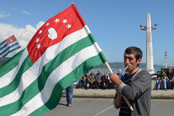 Можно ли назвать Майданом происходящее в Абхазии 