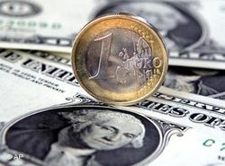 Курс доллара снизился к евро на 0,65% до 1,3814 на Форексе