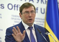 Луценко обещает суд над теми, кто расстреливал Майдан, уже в этом году 