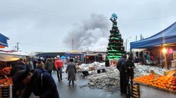 В Одессе на "Привозе" сгорели павильоны с обувью