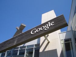 Google продолжает тестировать платежный сервис Plaso