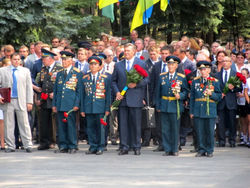 Как Янукович помог ветеранам Второй мировой в Украине