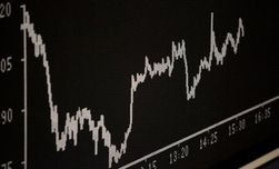 Цены на нефть продолжают падение на фоне рецессии в Японии