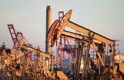 Нефть Brent обновила минимальные показатели за две недели