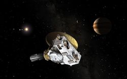 На пути к Плутону зонд New Horizons сделает крюк для обхода опасных мест