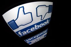 За 2012 год прибыль Facebook Inc сократилась в 19 раз