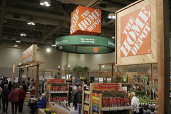 За 2012 год чистая прибыль Home Depot увеличилась на 16,8 процентов