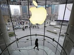 Впервые за год стоимость Apple упала ниже 400 млрд. долларов