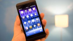 Продажи BlackBerry Z10 очень сильно разочаровали аналитиков