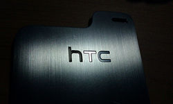 НТС сообщила о начале предпродаж HTC One