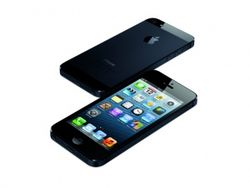 iPhone 5 назвали "гадким утенком" Apple. Отзывы Facebook и ВКонтакте