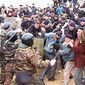 Военные разогнали протестующих сельских жителей в Азербайджане
