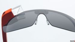 Споры о том, вторгаются ли Google Glass в частную жизнь, разгораются