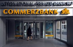 Commerzbank сокращая штат стремится достичь цель по прибыли