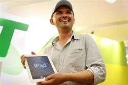 Инвесторам: стартовали продажи iPad