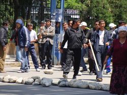 Ситуация в Кыргызстане под контролем властей – администрация президента