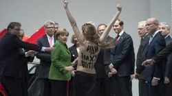 Эротика FEMEN в Ганновере и уголовное дело за стриптиз перед Путиным