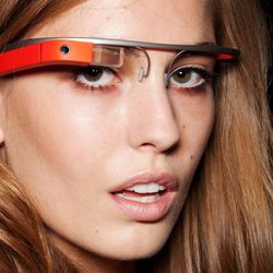 Google Glass получит способность распознавать лица