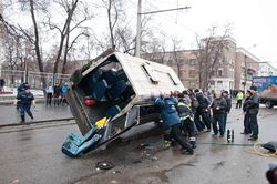 Полная людей маршрутка перевернулась в Запорожье, есть жертвы