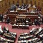 Парламент Франции успешно приступил к легализации однополых браков