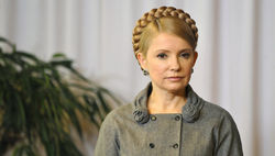 На страницах Facebook призвали писать Тимошенко в тюрьму