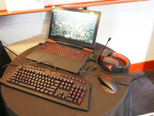 lenovo-ideapad-y700-peripherals_slidesho