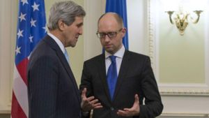 150205165403_kerry_yatsenyuk_624x351_ap.