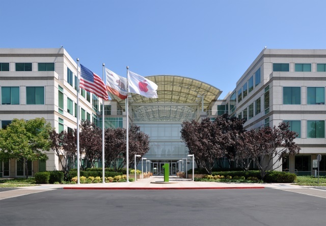 Apple_Headquarters_in_Cupertino.jpg