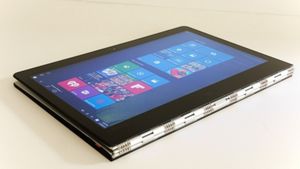 lenovo-yoga-900-tablet-mode.jpg