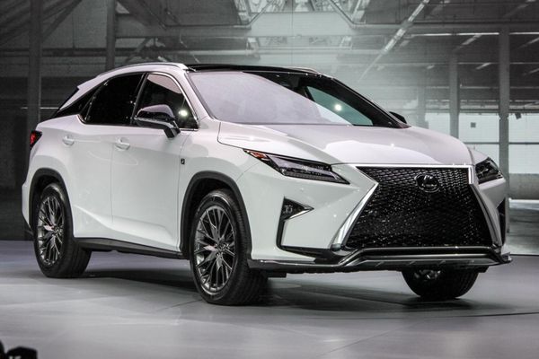 2016-lexus-rx-front-angle-1500x1000.jpg